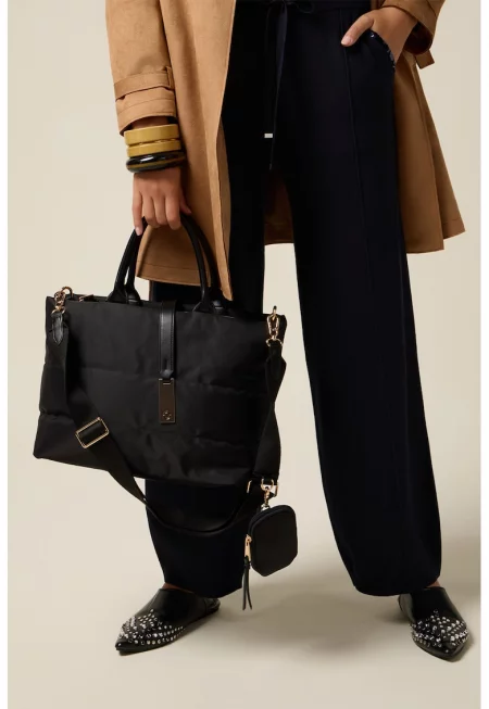 Чанта за рамо с несесер