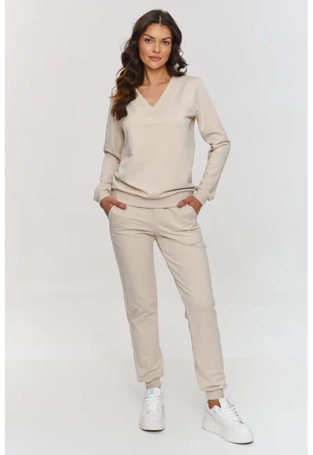 Комплект от блуза с V-образно деколте и дълги панталони - Светлобежов
