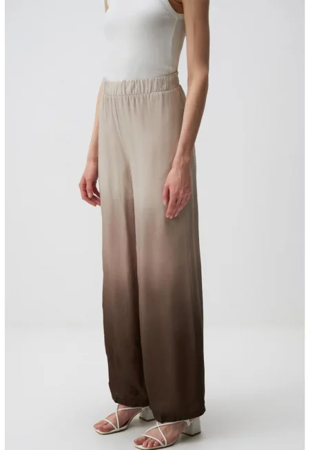 Панталон с широк крачол и батик - Светло бежово