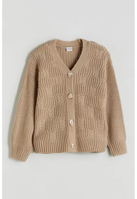 Плетена жилетка с копчета