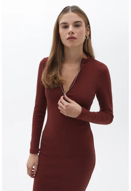 Рокля по тялото с къс цип - Бордо
