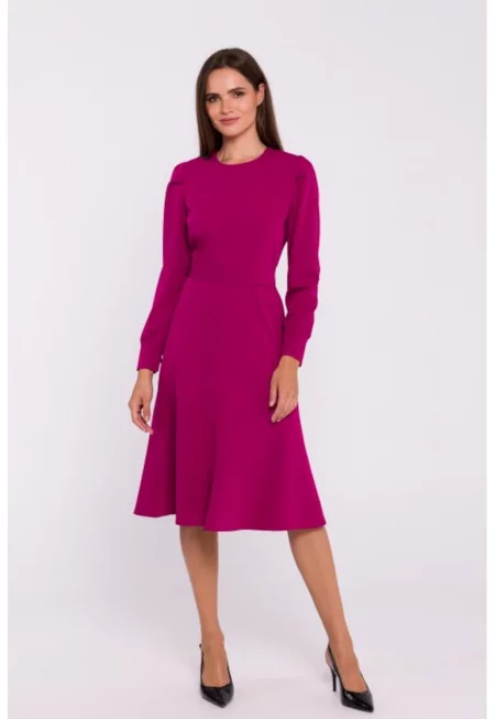 Рокля с дълъг ръкав и колан на талията