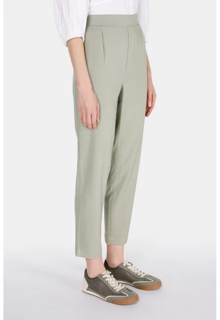 Скъсен панталон с висока талия