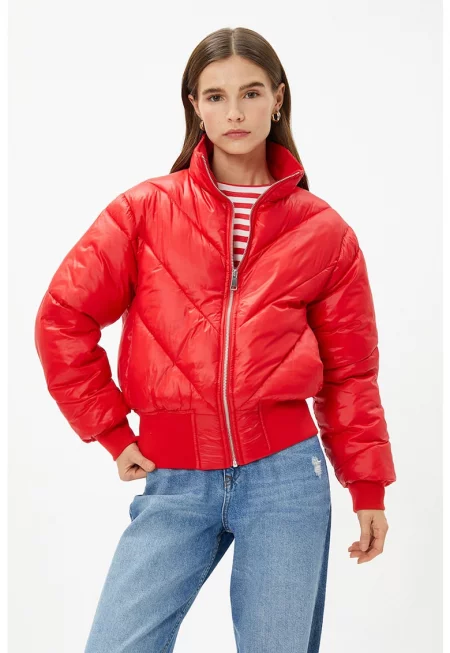 Ватирано зимно яке с висока яка