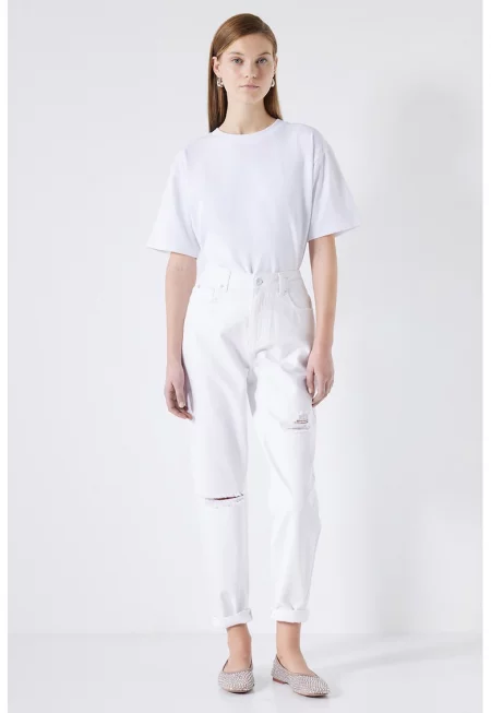 Дънки стил Mom Fit с висока талия