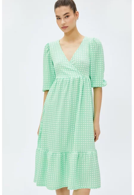 Карирана рокля