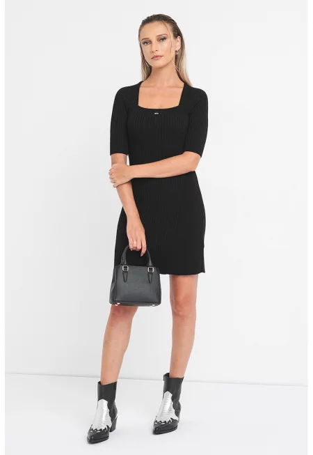 Къса плетена рокля - Черен