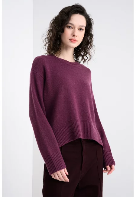 Пуловер с вълна с паднали ръкави