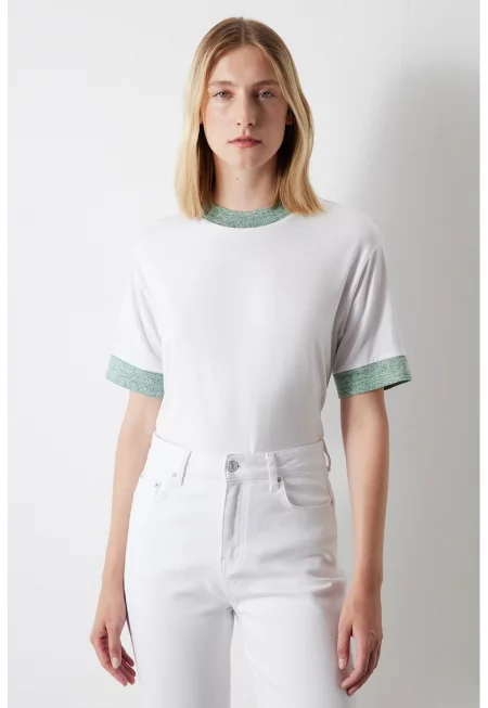 Тениска с модал с контрасти