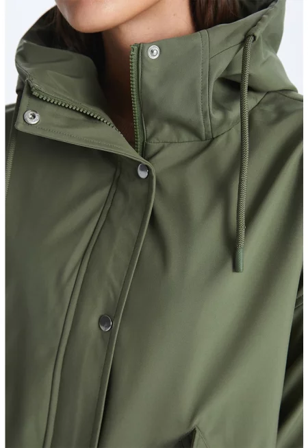 Яке със свободна кройка и качулка