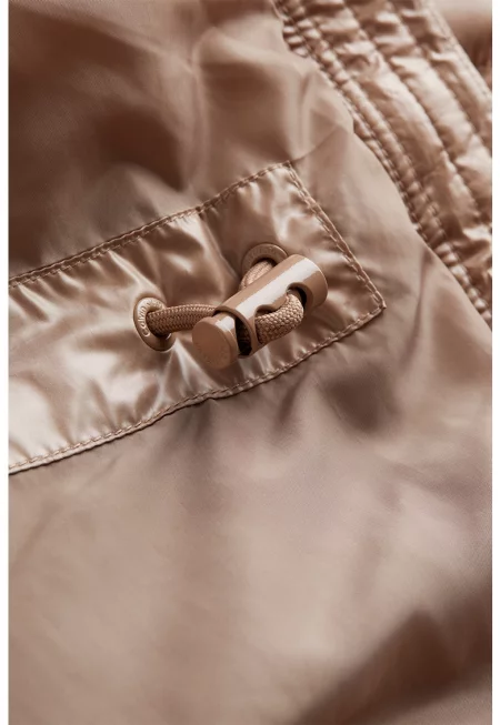 Капитонирано зимно яке с вата и качулка