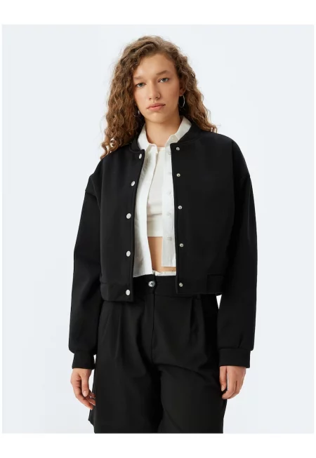 Късо едноцветно яке