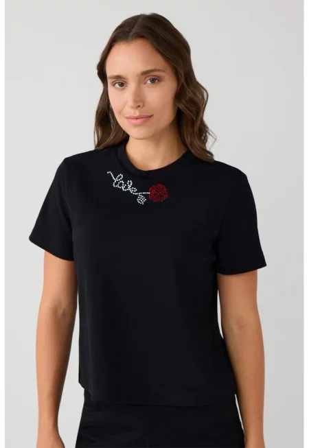 Памучна тениска с овално деколте