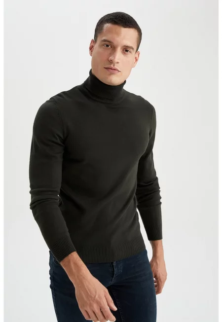 Пуловер по тялото с поло