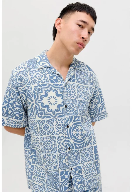 Риза със свободна кройка - Бял/Пастелносин