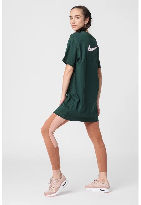 Рокля тип тениска Swoosh с лого