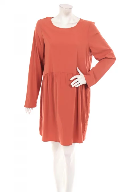 Дрехи Ежедневна рокля VERO MODA
