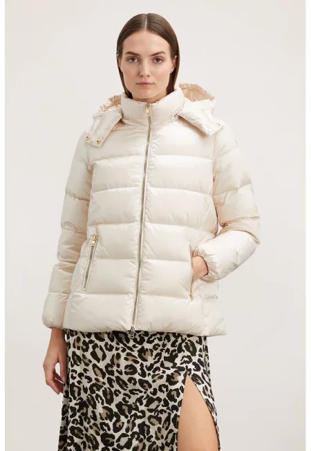 Капитонирано зимно яке - Крем