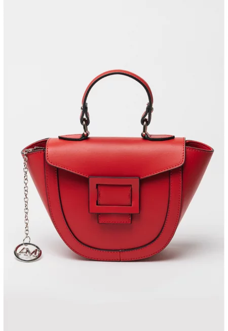 Кожена чанта с регулируема и отделяща се презрамка