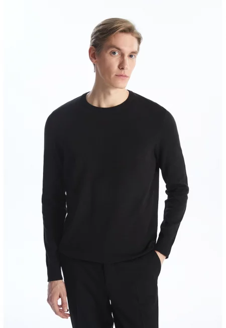 Пуловер с овално деколте