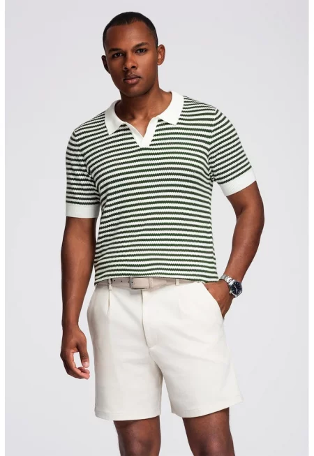 Раирана тениска с яка