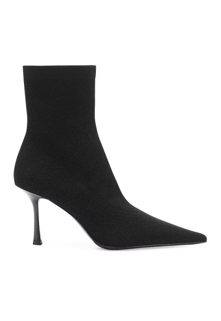 Заострени боти - Черен