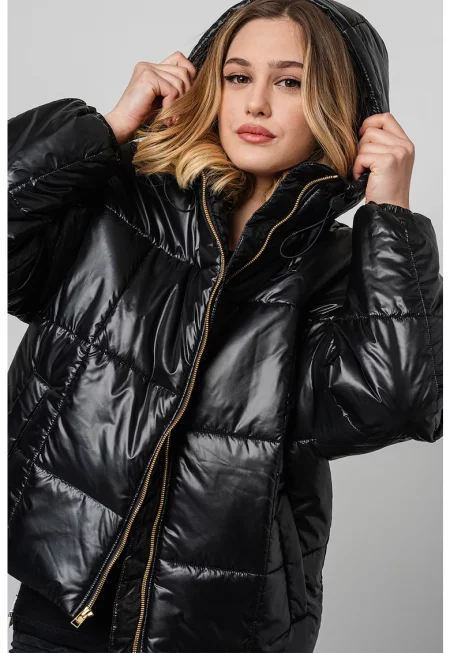 Зимно яке с качулка