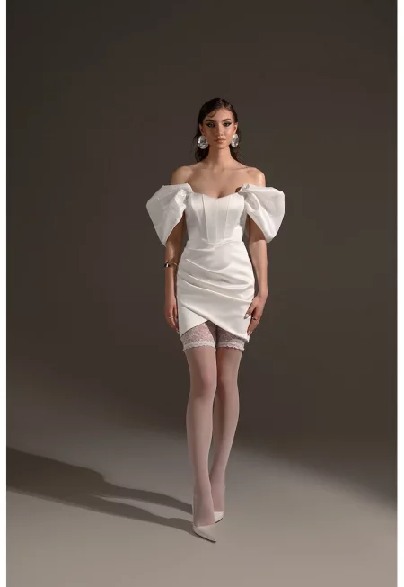 Къса рокля-сако със сатинирана яка