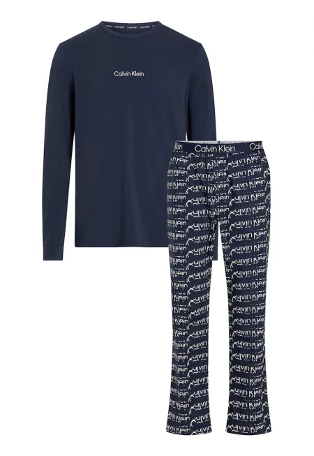 Пижама с овално деколте