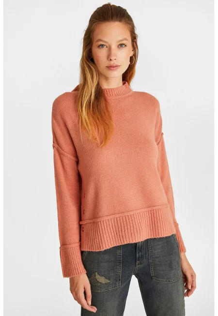 Пуловер с паднали ръкави