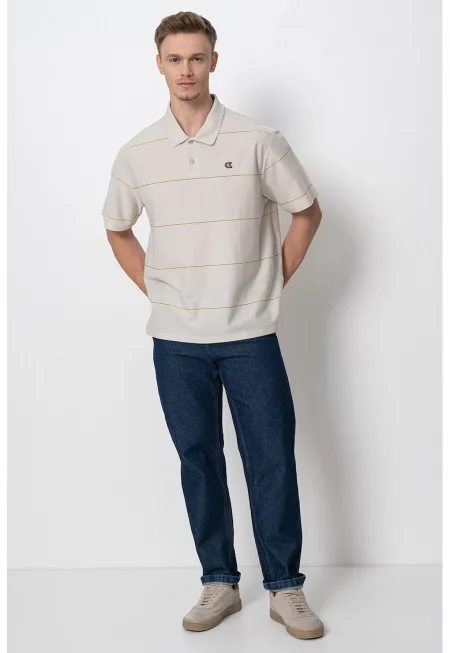 Раирана тениска с яка