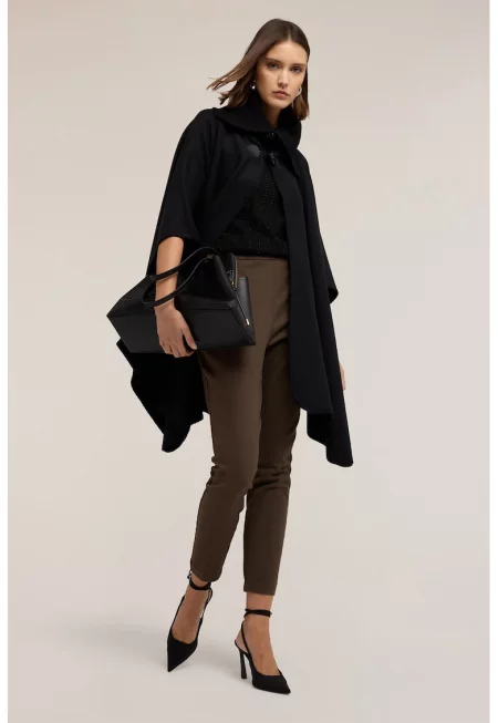 Скосен панталон над глезена