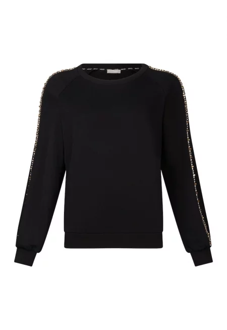 Суитшърт с овално деколте и декоративни камъни