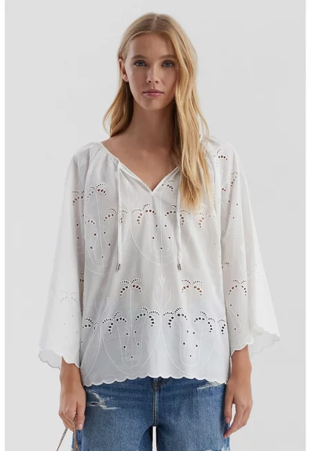 Свободна блуза с вълнообразни краища - Бял