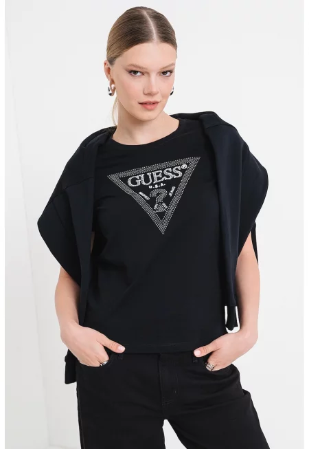 Тениска с декоративни камъни и лого