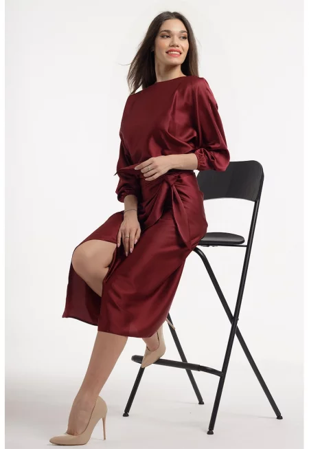 Застъпена рокля с шлиц отпред - Бордо