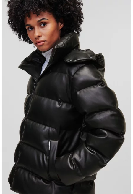 Зимно яке с качулка - Черен