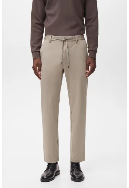 Едноцветен панталон с връзка