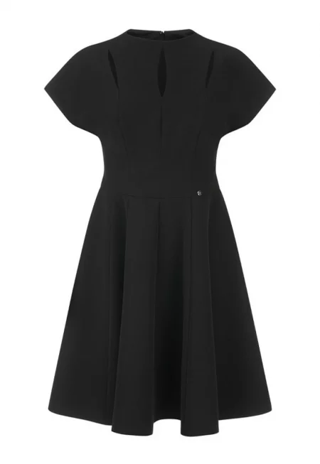 Рокля с изрези