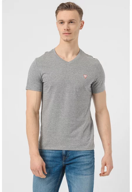 Слим тениска с шпиц