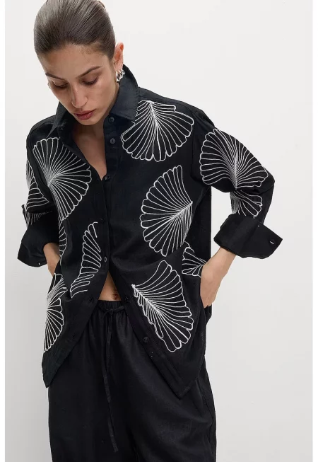 Свободен къс панталон с лен и бродерии - Бял/Черен