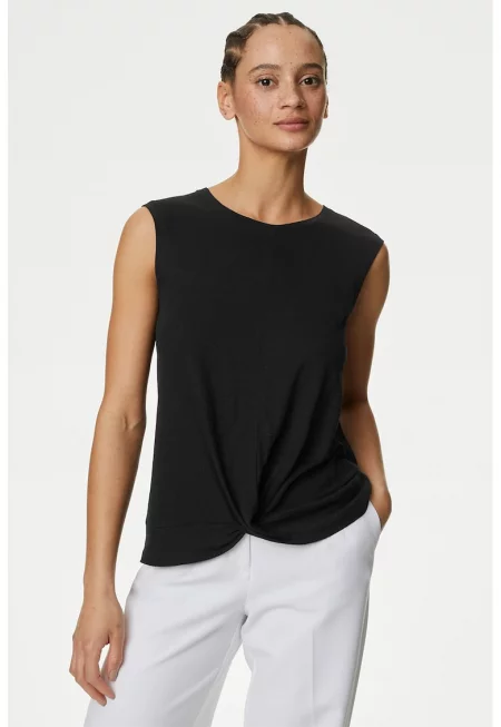 Тениска с усукан детайл