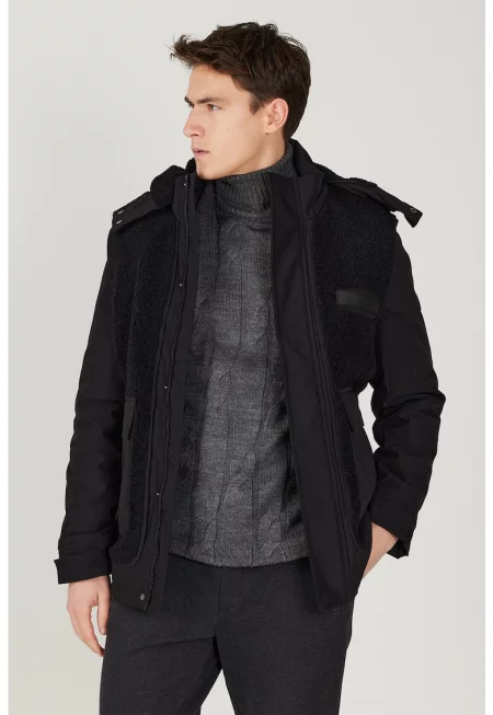 Зимно яке с качулка