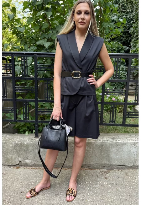 Къс разкроен панталон - Черен