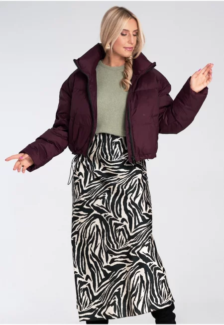 Късо яке  цвят бордо - полиестер - с висока яка и регулируема талия