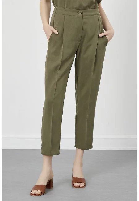 Панталон над глезена