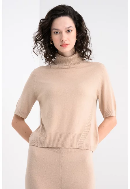 Поло с вълна с къси ръкави