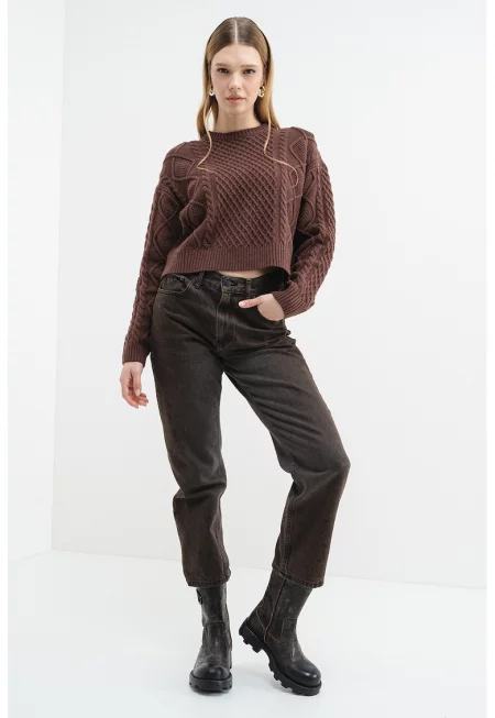 Пуловер с вълна с плетка осморка