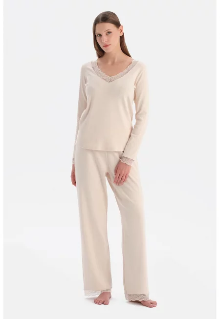 Шпиц пижама с релеф - Бежов