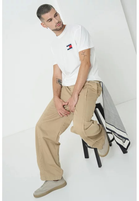 Тениска с гумирано лого